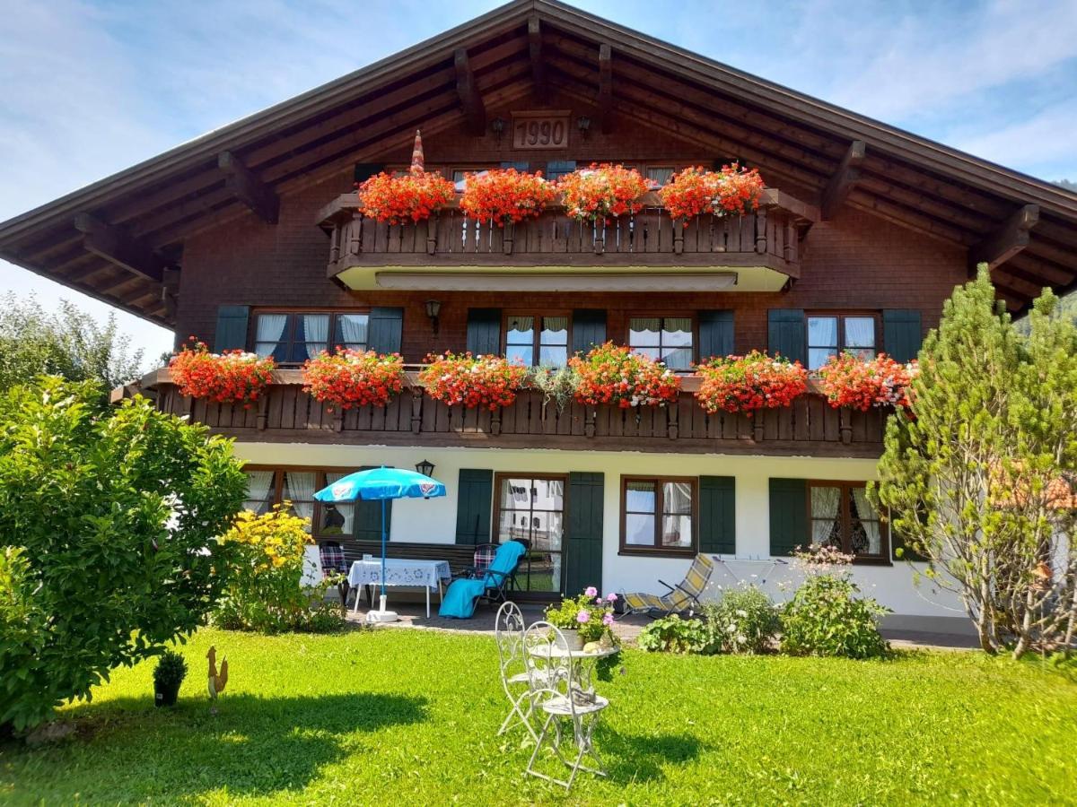 Haus Angelika Apartamento Bad Hindelang Exterior foto