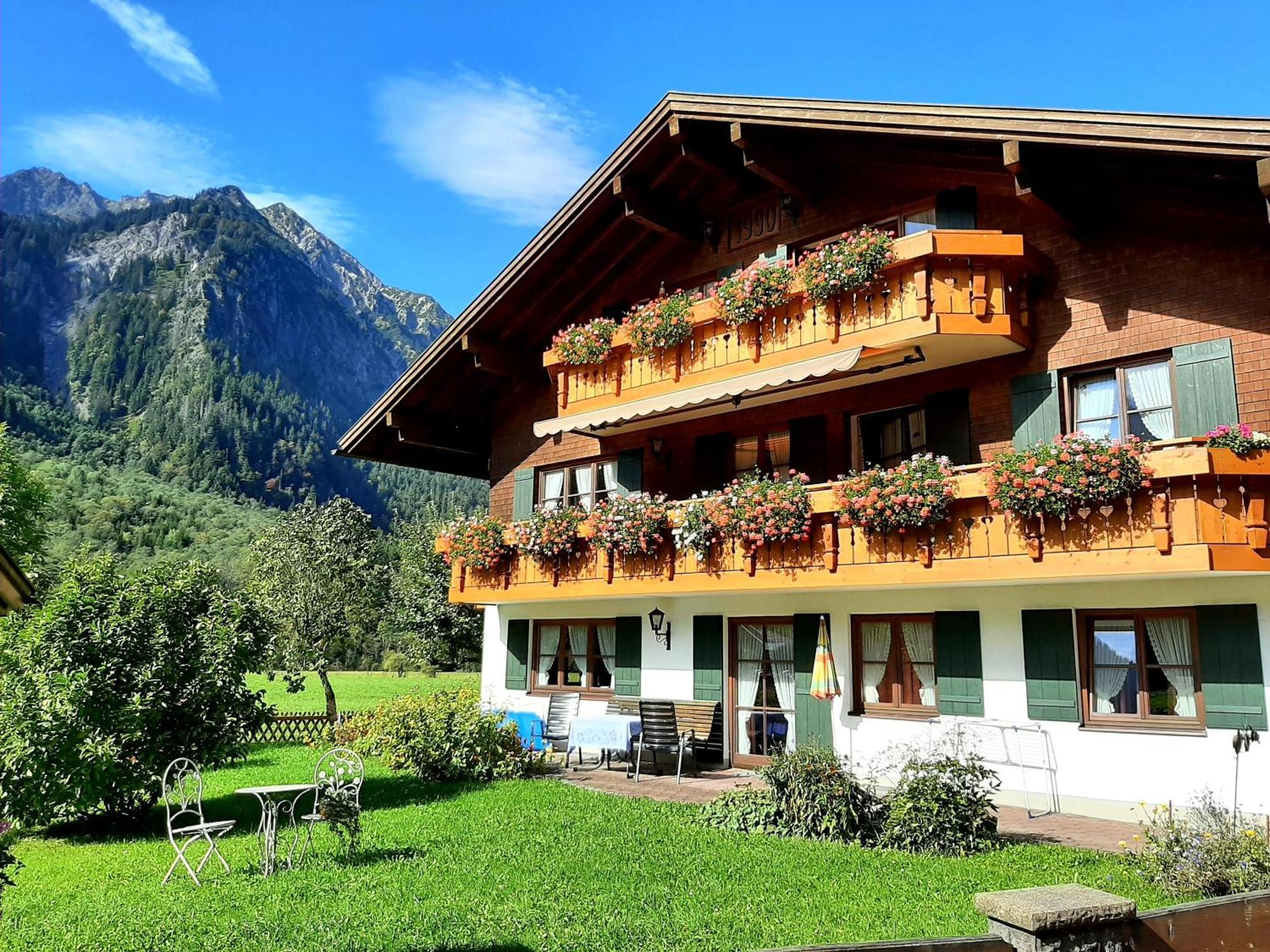 Haus Angelika Apartamento Bad Hindelang Exterior foto